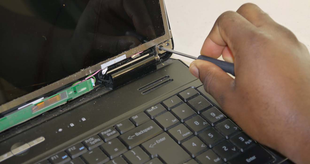 ремонт ноутбуков Emachines в Звенигороде